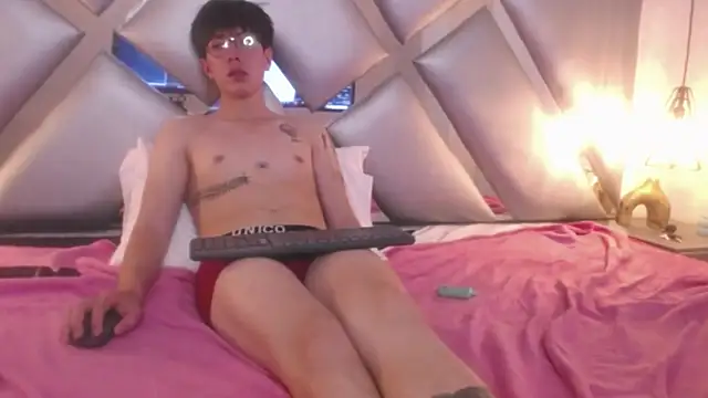 Snapshot of HiddenDesireFx chatting on February 6, 2025, 4:21 am HiddenDesireFx online show from February 6, 2025, 4:21 am