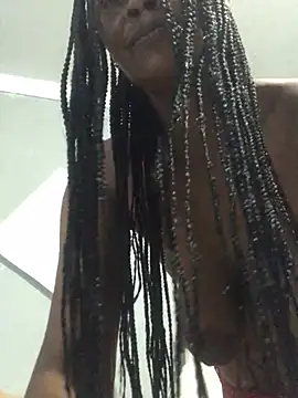 Snapshot of TALLSWATIBIACH chatting on March 9, 2025, 10:30 am TALLSWATIBIACH online show from March 9, 2025, 10:30 am