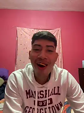 emmarod18 online show from December 22, 2025, 6:24 am