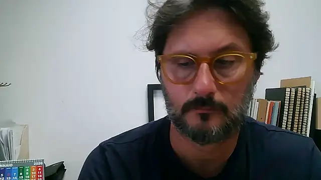 Snapshot of Cellino4 chatting on July 1, 2026, 4:29 pm Cellino4 online show from July 1, 2026, 4:29 pm