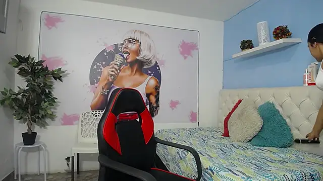 Snapshot of Maylin_horny19 chatting on March 1, 2026, 7:03 pm Maylin horny19 online show from March 1, 2026, 7:03 pm