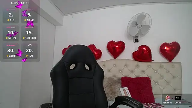 Maylin horny19 online show from October 15, 2025, 7:33 pm