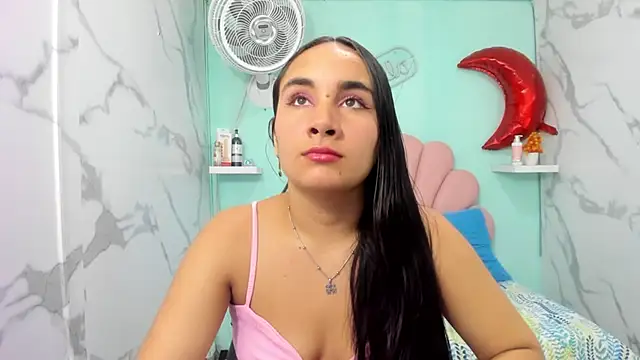 Snapshot of Maylin_horny19 chatting on May 28, 2026, 3:03 am Maylin horny19 online show from May 28, 2026, 3:03 am