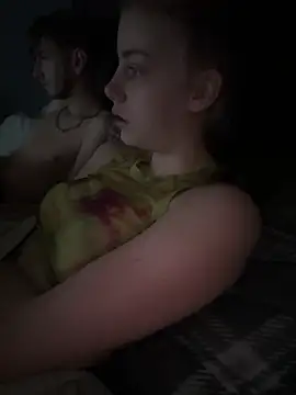 VioletxBlue online show from November 19, 2025, 1:33 pm