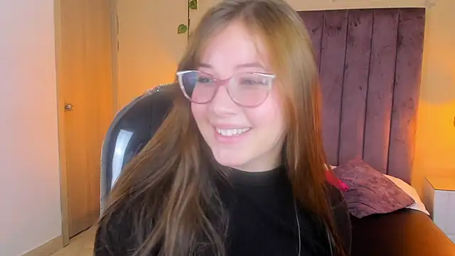 Dahlia Rousse online show from November 16, 2025, 6:12 pm