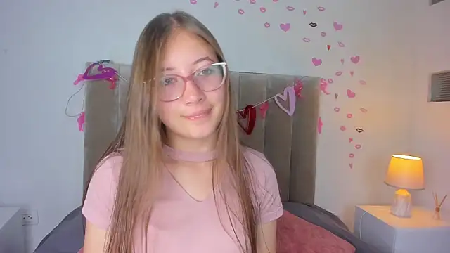 Dahlia Rousse online show from March 15, 2025, 7:59 pm