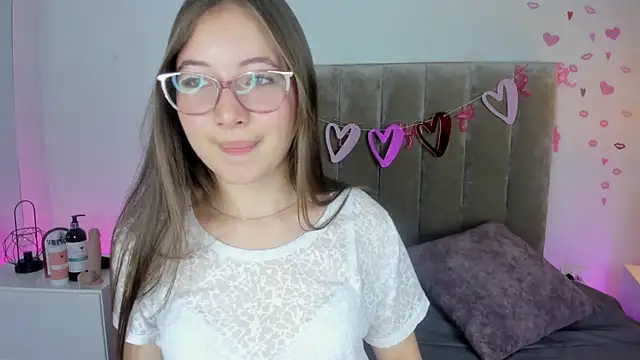 Dahlia Rousse online show from March 1, 2025, 10:31 pm