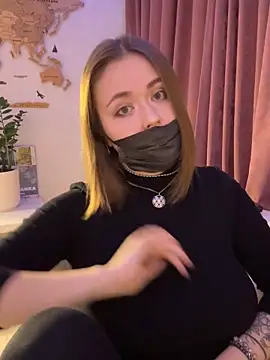 Snapshot of gi_grahams chatting on November 16, 2025, 5:28 pm gi grahams online show from November 16, 2025, 5:28 pm