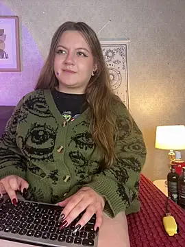 Veronica simons online show from July 2, 2026, 9:10 pm