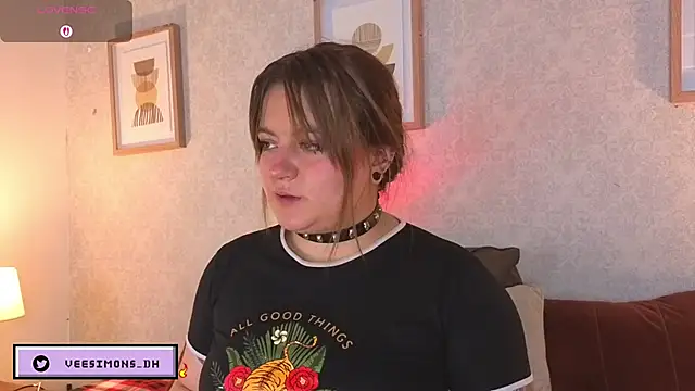 Snapshot of Veronica_simons chatting on February 7, 2026, 9:56 pm Veronica simons online show from February 7, 2026, 9:56 pm