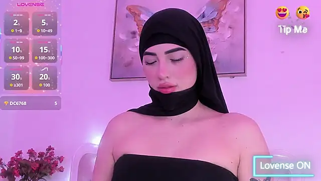 Snapshot of taylorsmiiith_ chatting on January 13, 2026, 8:35 pm taylorsmiiith online show from January 13, 2026, 8:35 pm