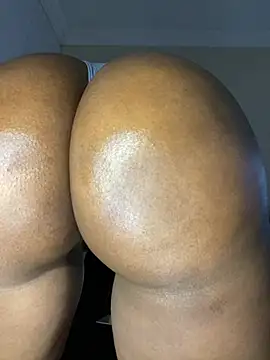 Snapshot of Barbie_Teddy chatting on February 9, 2026, 4:43 am Barbie Teddy online show from February 9, 2026, 4:43 am