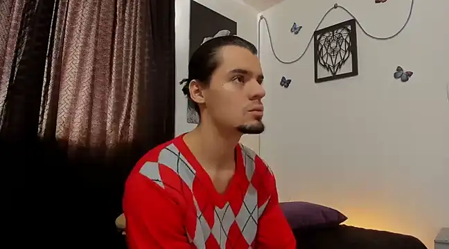 Snapshot of maxi_styles chatting on February 24, 2025, 7:41 pm maxi styles online show from February 24, 2025, 7:41 pm