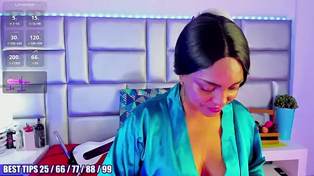 LovelyNickii online show from February 24, 2026, 1:34 pm