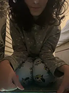 Snapshot of Extremebaddies chatting on February 26, 2025, 4:49 pm Extremebaddies online show from February 26, 2025, 4:49 pm