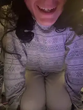 Snapshot of Extremebaddies chatting on January 26, 2025, 3:36 pm Extremebaddies online show from January 26, 2025, 3:36 pm