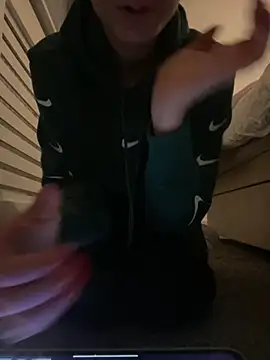 Snapshot of Extremebaddies chatting on February 16, 2025, 6:10 pm Extremebaddies online show from February 16, 2025, 6:10 pm