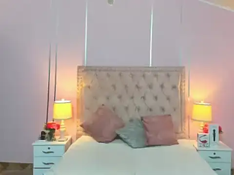 Snapshot of NoaLuxury chatting on March 22, 2025, 4:03 am NoaLuxury online show from March 22, 2025, 4:03 am