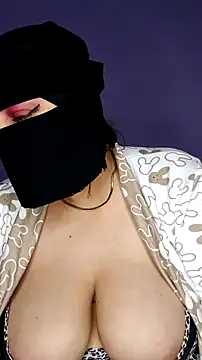 Snapshot of shosho500500 chatting on January 17, 2026, 10:13 pm shosho500500 online show from January 17, 2026, 10:13 pm