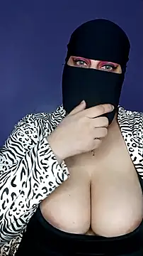 Snapshot of shosho500500 chatting on January 12, 2026, 10:47 pm shosho500500 online show from January 12, 2026, 10:47 pm