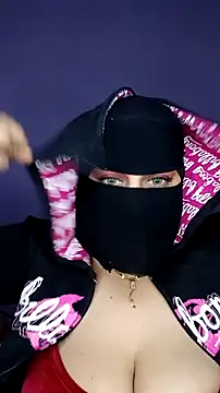 Snapshot of shosho500500 chatting on January 13, 2026, 8:13 pm shosho500500 online show from January 13, 2026, 8:13 pm