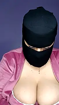 Snapshot of shosho500500 chatting on January 6, 2026, 9:02 am shosho500500 online show from January 6, 2026, 9:02 am