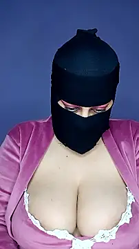 Snapshot of shosho500500 chatting on January 14, 2026, 8:18 am shosho500500 online show from January 14, 2026, 8:18 am