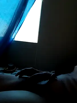 Snapshot of Andrexlupe chatting on October 31, 2025, 8:38 pm Andrexlupe online show from October 31, 2025, 8:38 pm