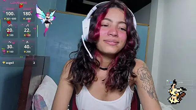 Lovelyamyy online show from September 13, 2025, 3:06 am