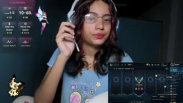 Lovelyamyy online show from November 19, 2025, 11:32 am