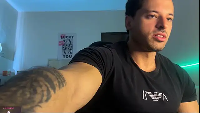 Snapshot of Lucasfit24 chatting on May 28, 2026, 3:40 pm Lucasfit24 online show from May 28, 2026, 3:40 pm