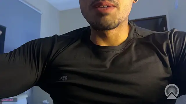 Snapshot of Lucasfit24 chatting on May 8, 2026, 4:16 am Lucasfit24 online show from May 8, 2026, 4:16 am