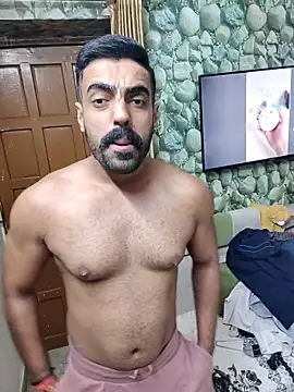 vaibhavchugh38 online show from March 2, 2025, 6:57 pm