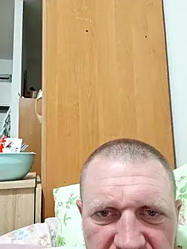 Snapshot of RUUsslan1203 chatting on April 18, 2026, 12:57 am RUUsslan1203 online show from April 18, 2026, 12:57 am