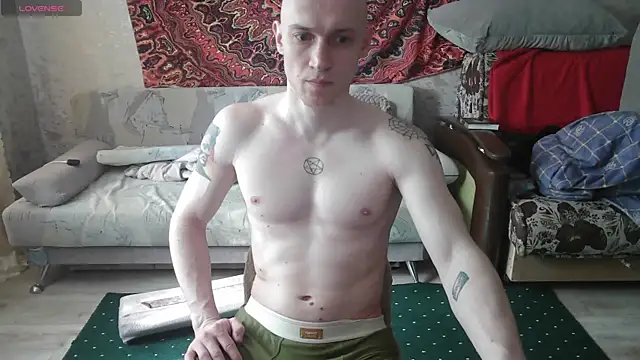 Snapshot of johnny_positive chatting on May 14, 2026, 5:15 am johnny positive online show from May 14, 2026, 5:15 am