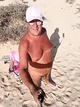 Snapshot of MountJohnXL chatting on February 19, 2025, 4:44 pm MountJohnXL online show from February 19, 2025, 4:44 pm