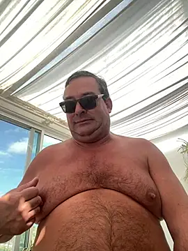 Snapshot of MountJohnXL chatting on May 3, 2026, 4:32 pm MountJohnXL online show from May 3, 2026, 4:32 pm