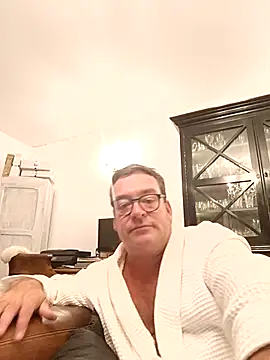 MountJohnXL online show from April 4, 2026, 11:44 pm