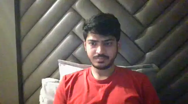 cute modell online show from March 19, 2025, 7:06 pm