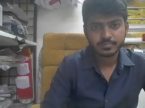 Snapshot of cute_modell chatting on March 21, 2026, 12:31 pm cute modell online show from March 21, 2026, 12:31 pm