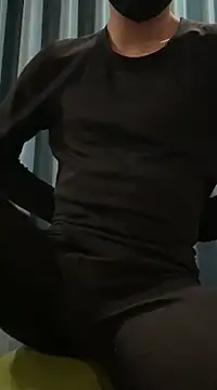 yfx468 online show from February 13, 2025, 3:14 pm