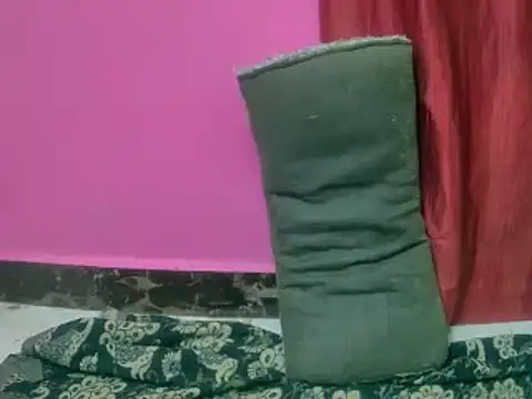 Snapshot of VirginASS2025 chatting on January 10, 2025, 12:36 pm VirginASS2025 online show from January 10, 2025, 12:36 pm