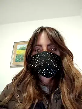 Snapshot of Akemi_rossi chatting on November 28, 2025, 9:42 am Akemi rossi online show from November 28, 2025, 9:42 am