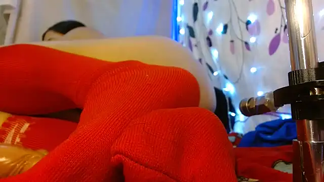 kattislut77 online show from February 4, 2026, 8:15 pm