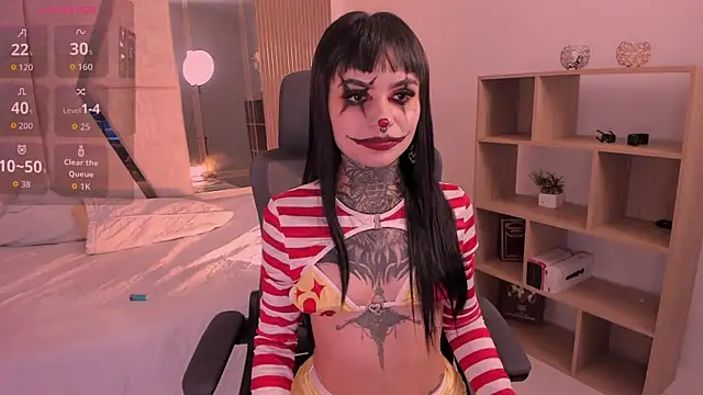 Snapshot of CleeoAdams_ chatting on November 1, 2025, 7:02 am CleeoAdams online show from November 1, 2025, 7:02 am