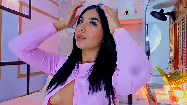 CharlotteGraay online show from February 19, 2026, 7:44 pm