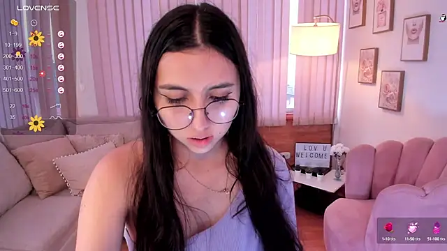 Grace  jones online show from February 7, 2025, 12:39 pm