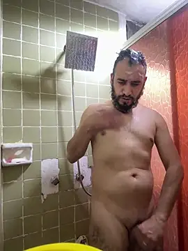 leonardohot1987 online show from March 3, 2025, 4:32 am