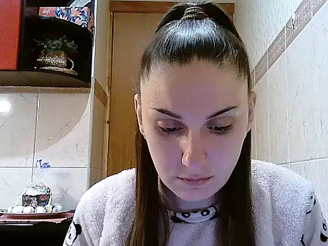 Yuliia30 online show from April 11, 2026, 8:01 pm