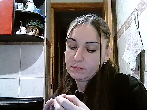 Snapshot of Yuliia30 chatting on October 4, 2025, 2:40 pm Yuliia30 online show from October 4, 2025, 2:40 pm